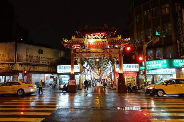 Day03HuaxiNightMarketArcade2